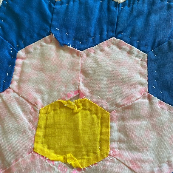 Vintage Vermont Hand Stitched Quilt - King - Picture 9 of 10